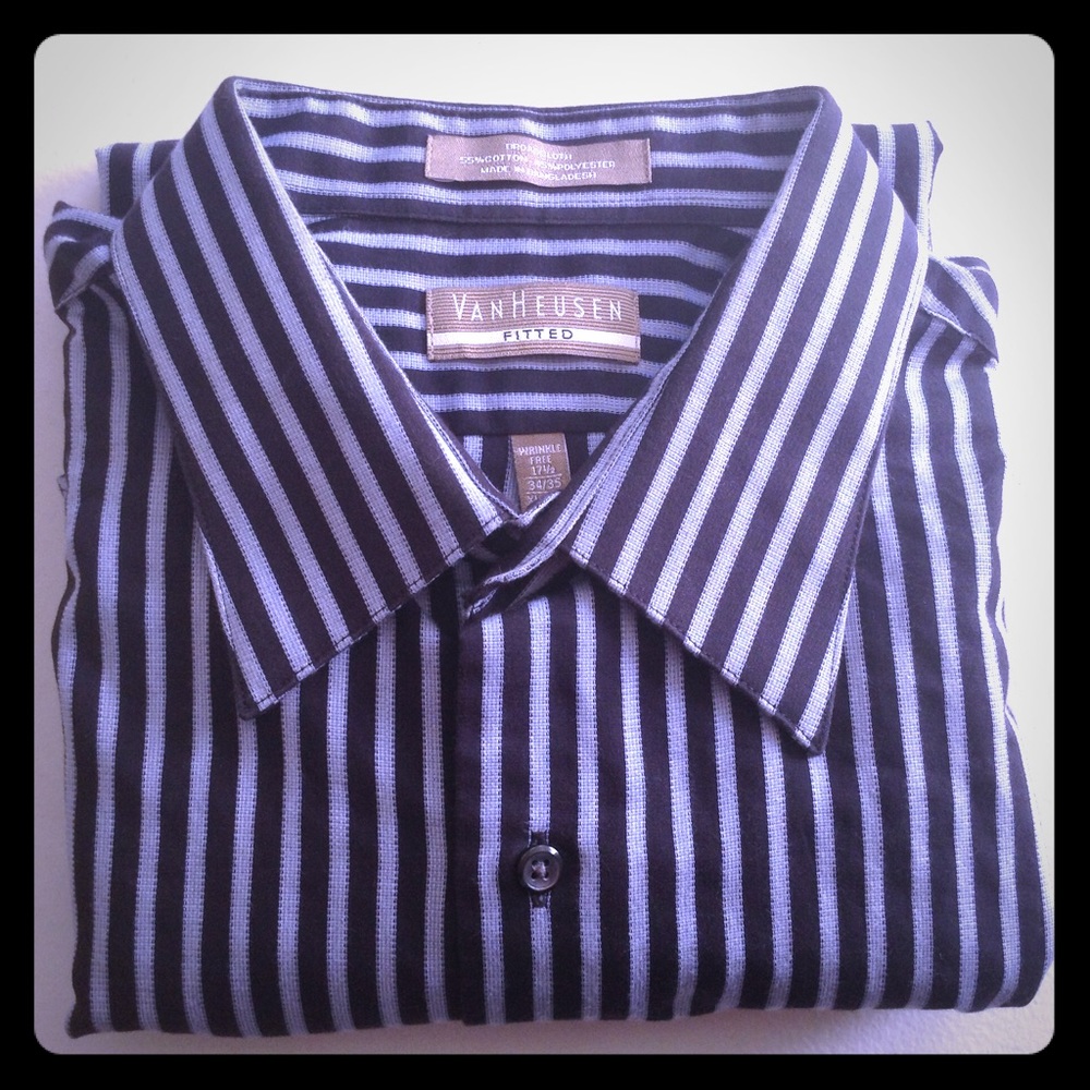 Van Heusen Fitted Wrinkle Free Long Sleeve Top